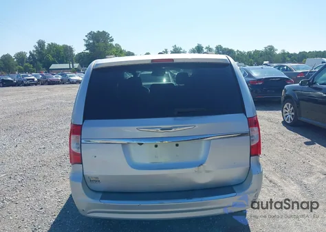 2012 Chrysler Town & Country Touring z USA, uszkodzony, nr VIN 2C4RC1BG0CR306088